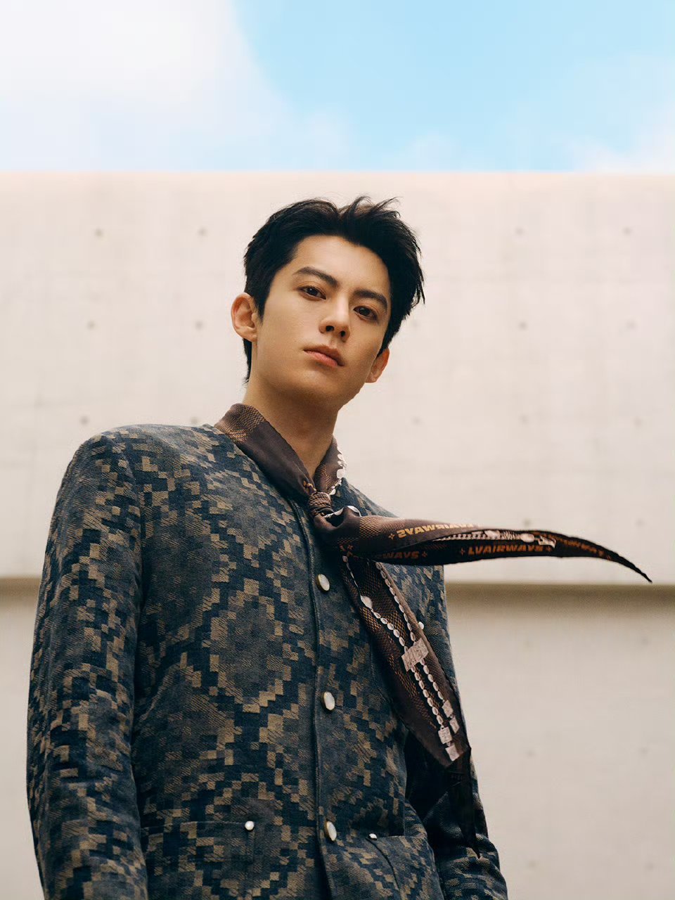 海外顶流到底是林一、赵露思、王一博、罗云熙还是陈哲远啊？ 