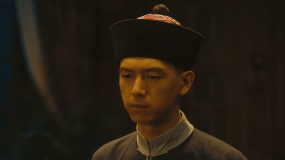 李现白客演了个假清澈和真窝囊 不得不说，李现、白客在剧里的表现太惊艳！梁乡假清澈