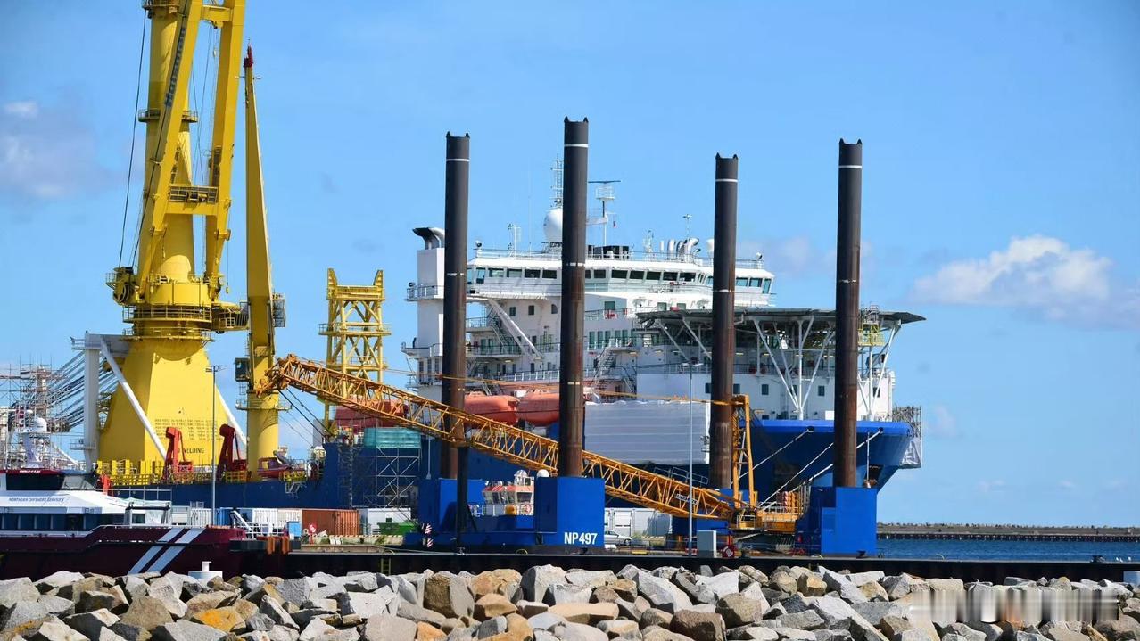 自欺欺人的表演！
据俄罗斯卫星通讯社报道，根据欧盟理事会网站发布的消息，欧盟理事