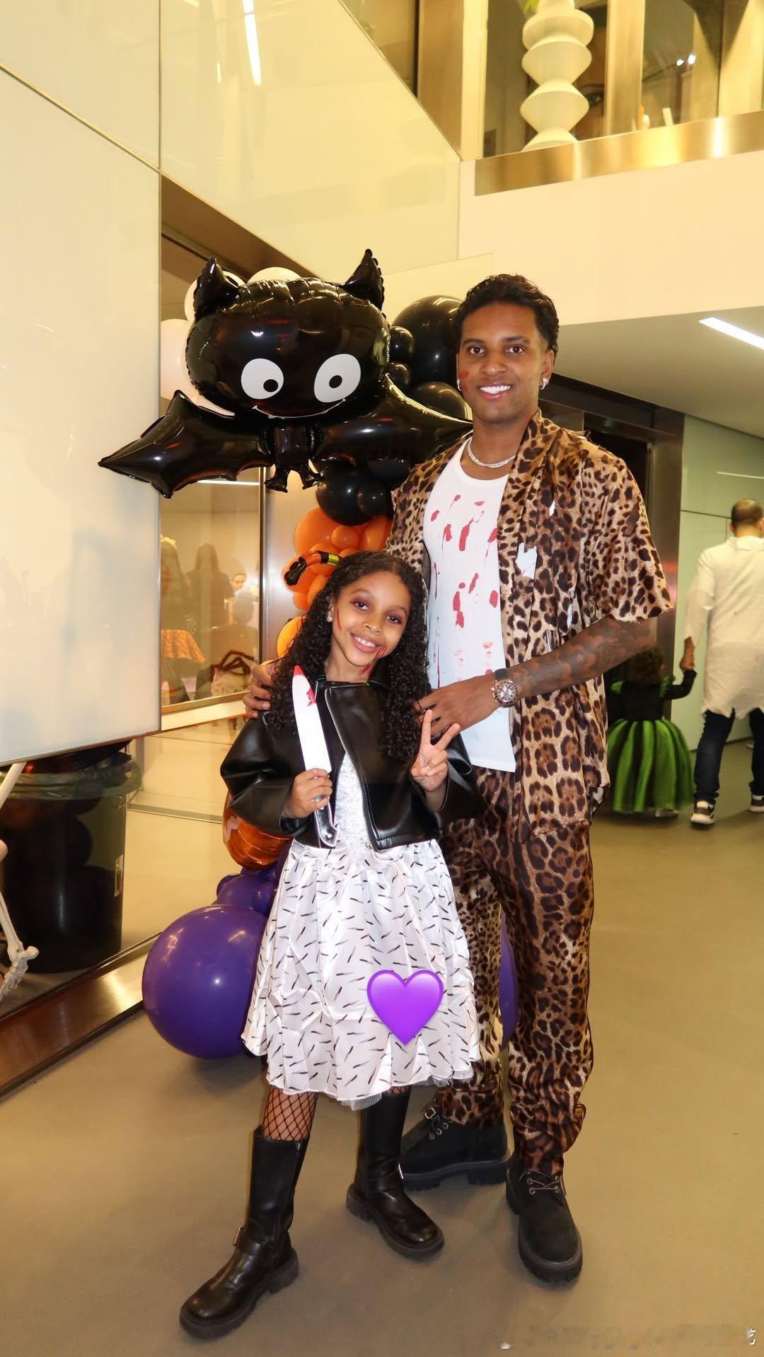 罗德里戈的万圣节装扮🎃万圣节皇马vs瓦伦西亚 ​​​