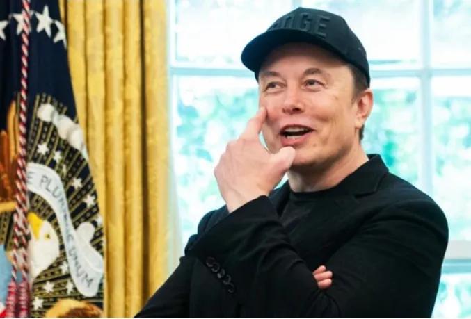 据美媒报道称，美国航天公司SpaceX首席执行官马斯克宣布，使用卫星通信网络“星