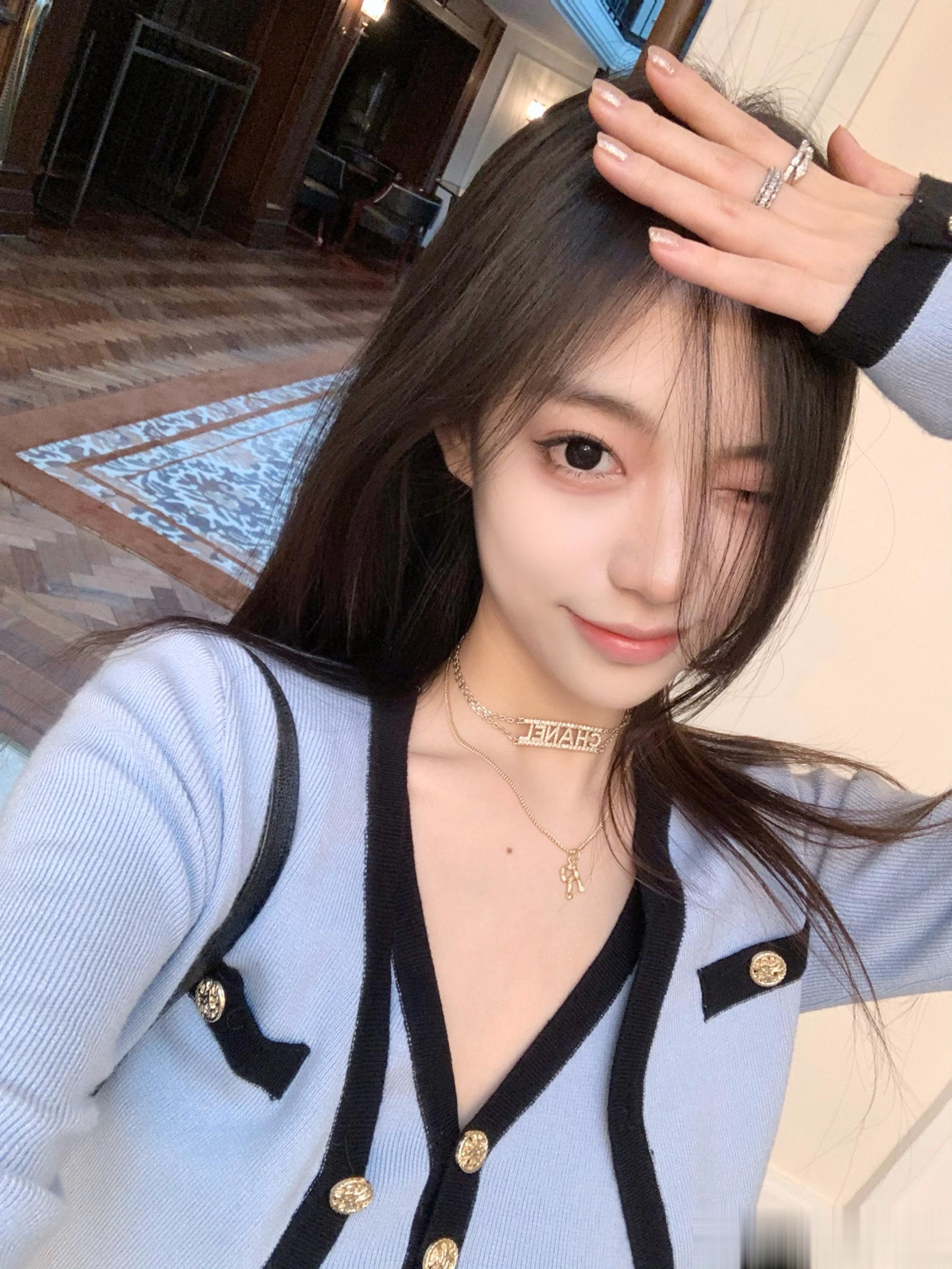 秀妍同款滴 我爱的配色💙 ​​​