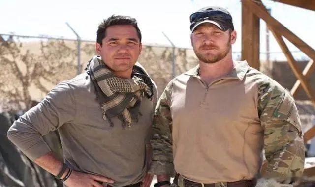 美国王牌狙击手，两年击毙了160人，退役后却被战友打成筛子！
我们都知道，美国在