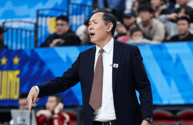 许利民：外援也需要时间，如果表现不尽如人意该换还是要换