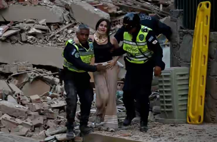 百余年最强地震致委内瑞拉1708死伤短短数十秒内两次强震来袭，委内瑞拉遭遇百余年