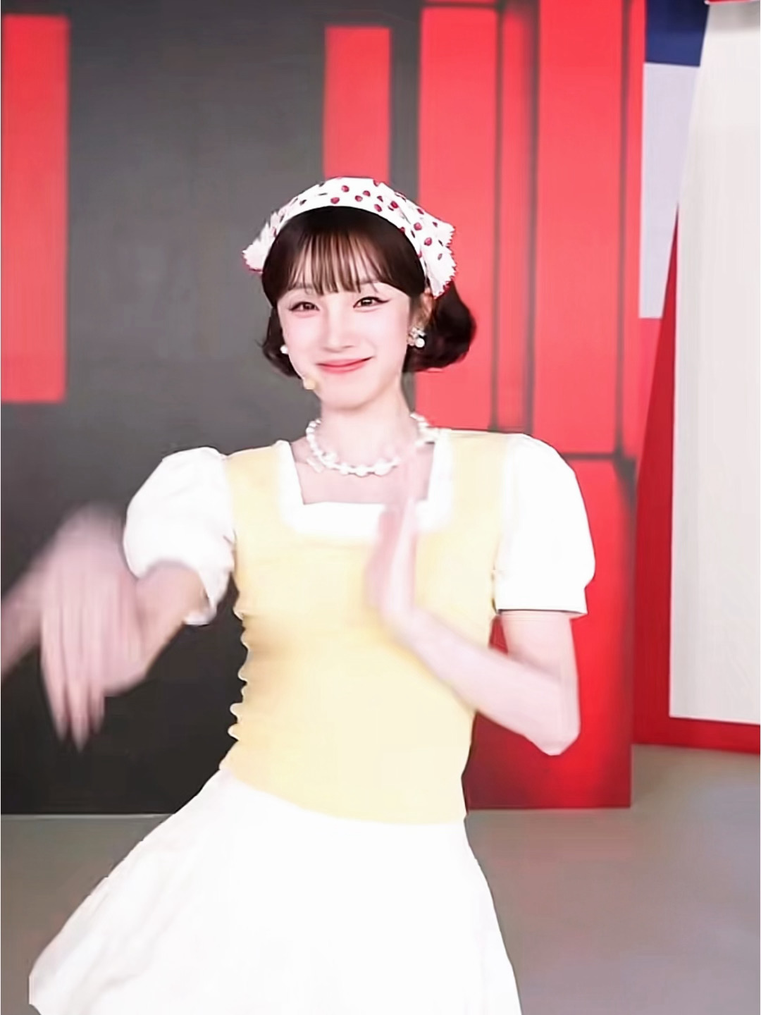 0帧起手手势舞，萌死了小不二家🥰🥰宋雨琦零帧起手手势舞 ​​​