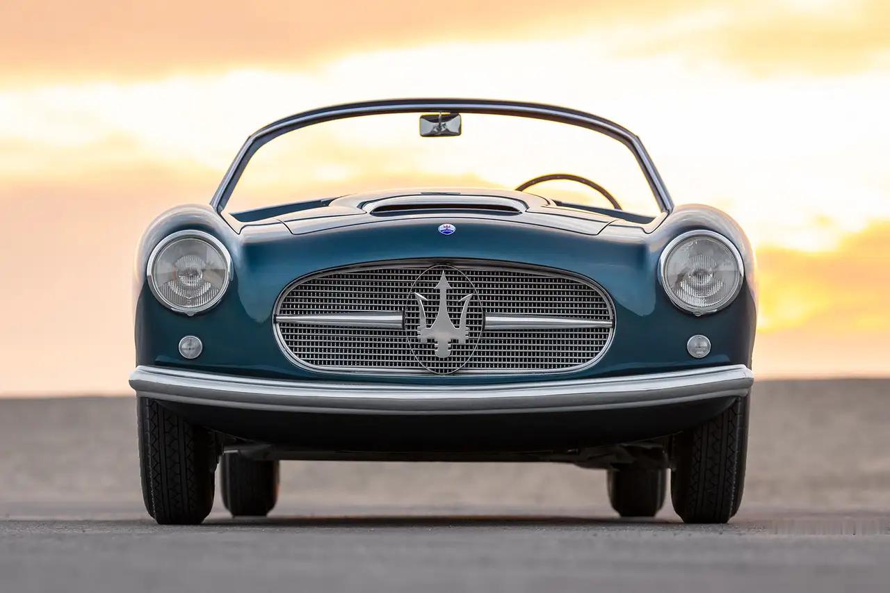 玛莎拉蒂A6G/54 Zagato最初是为赛车而打造的;美丽与速度的融合。仅建造