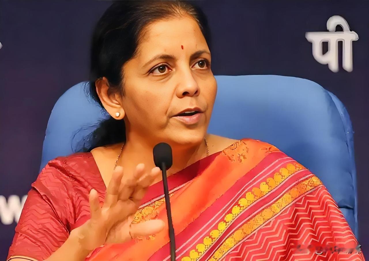 最新快讯！
印度突然宣布了

2月1日，印度财长西塔拉曼在预算演讲中宣布系列措施