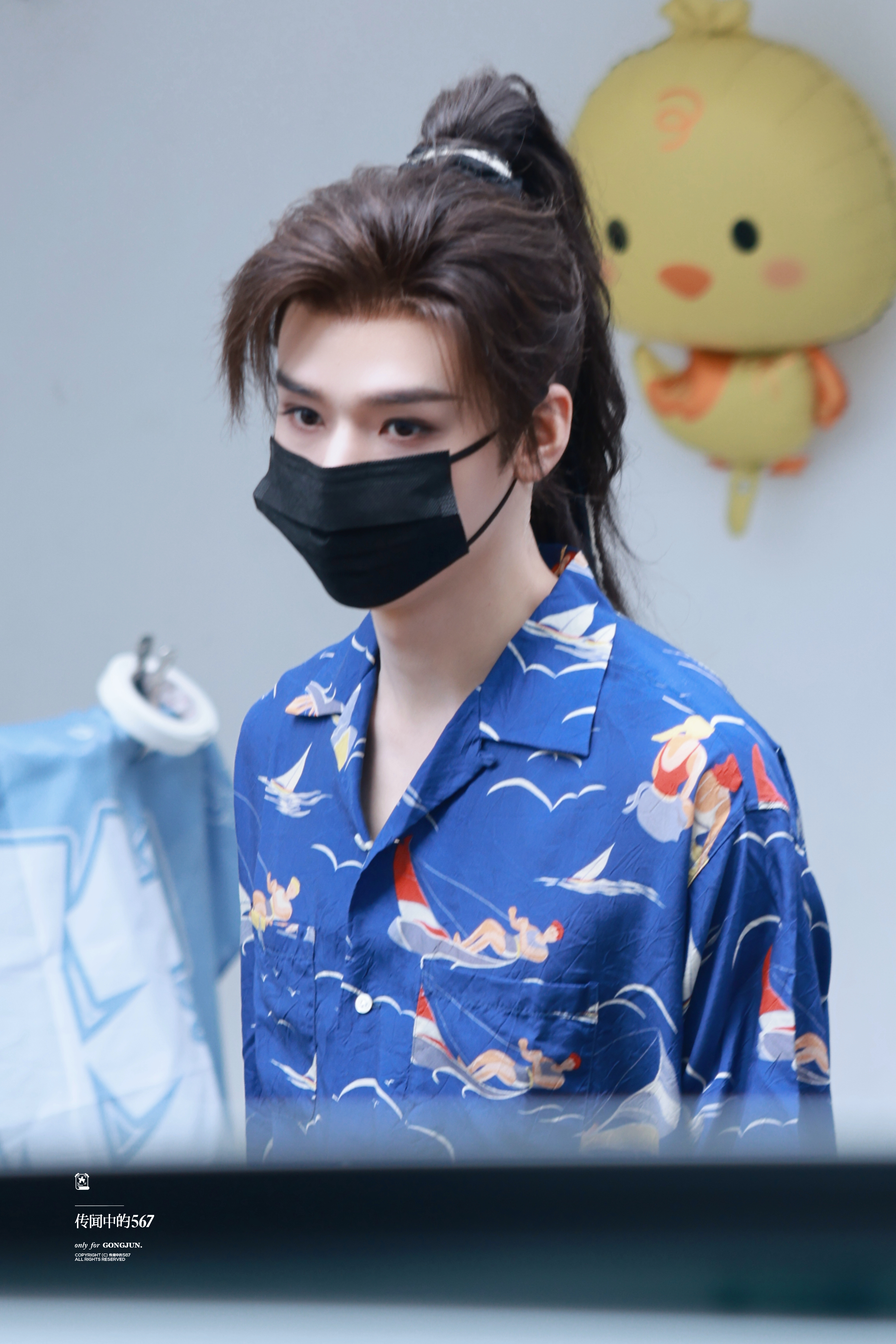 260614 出妆龚俊陆小凤 . 龚俊凤舞九天