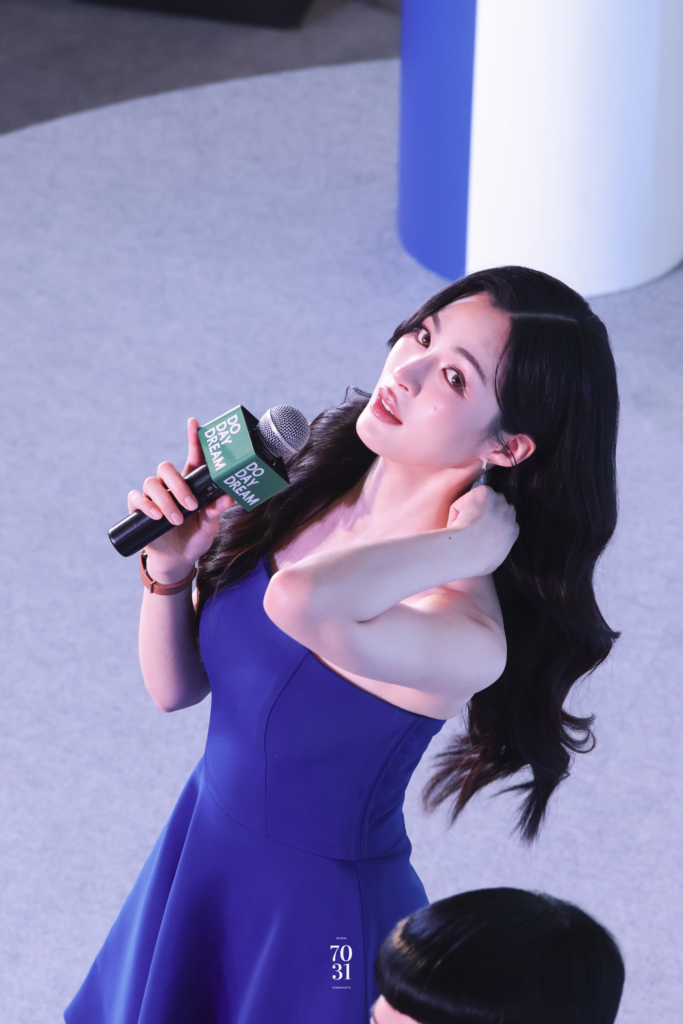 人间心动💙©logo邝玲玲全球最美女性第一名 