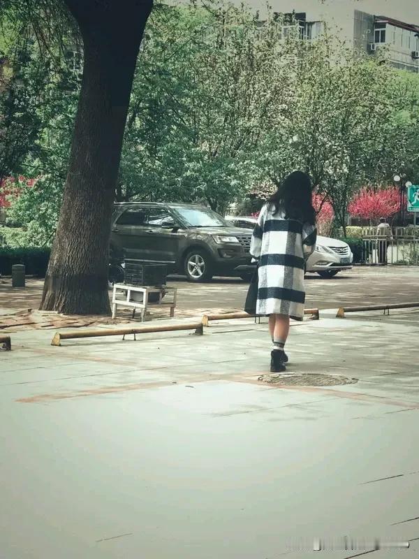 在挑战赛里，就是要挖掘生活中的各种话题，把自己的观点和经验分享出来。说不定一不小