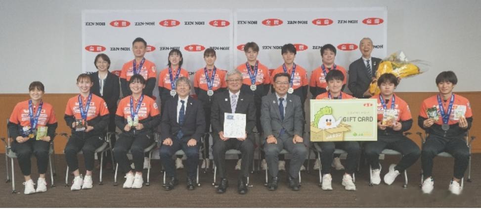ITTF伦敦世乒赛2026张本智和 260514 日本队拜访赞助商全农，张本智和