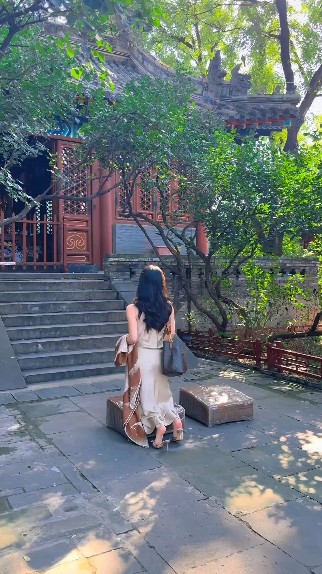 风吹哪页读哪页 哪页难读撕哪页