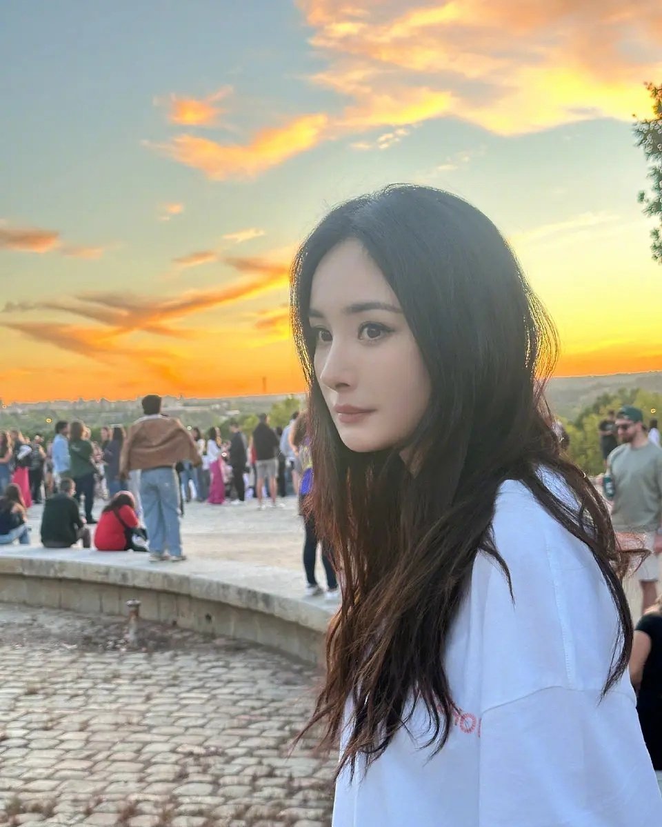 杨幂最近状态大家觉得怎么样 ​​​