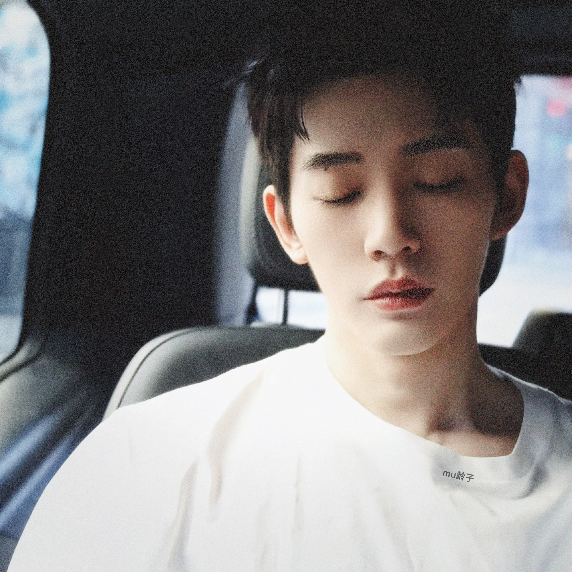 答应我，以后每一次活动，都这样给我一个这种女友视角的vlog！好吗🥺邓为巴黎工