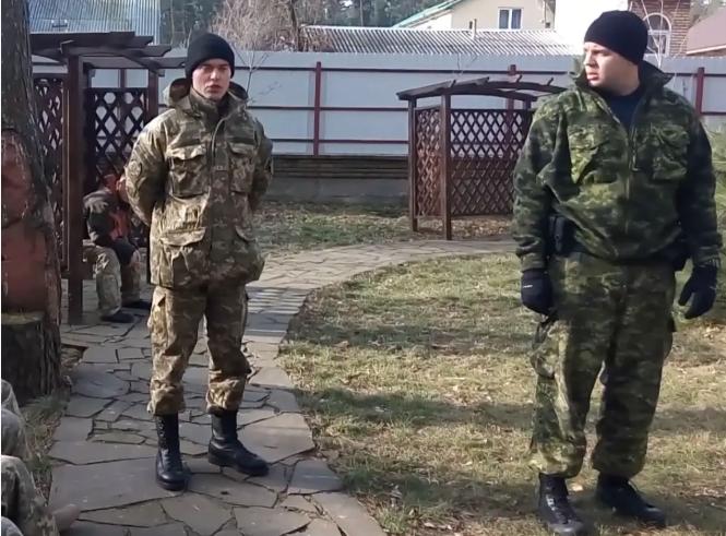 【基辅警方逮捕了一名欧洲军事教官，涉嫌为俄罗斯效力】
基辅警方逮捕了一名外籍人士