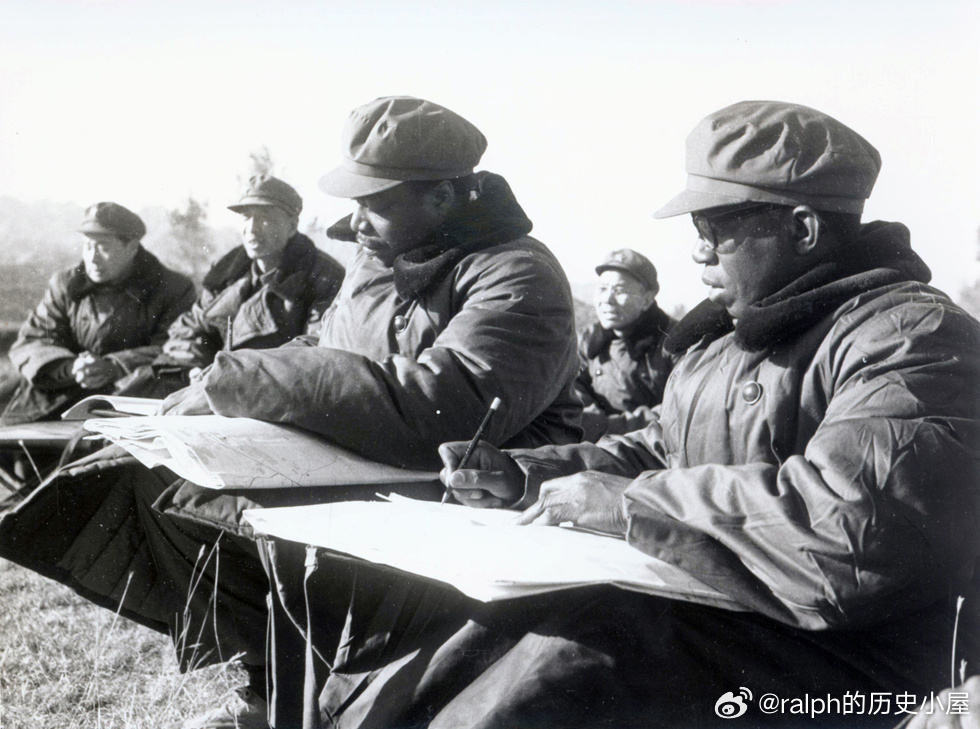 外军学员在解放军军事教官指导下进行营团战术训练军事历史全触达