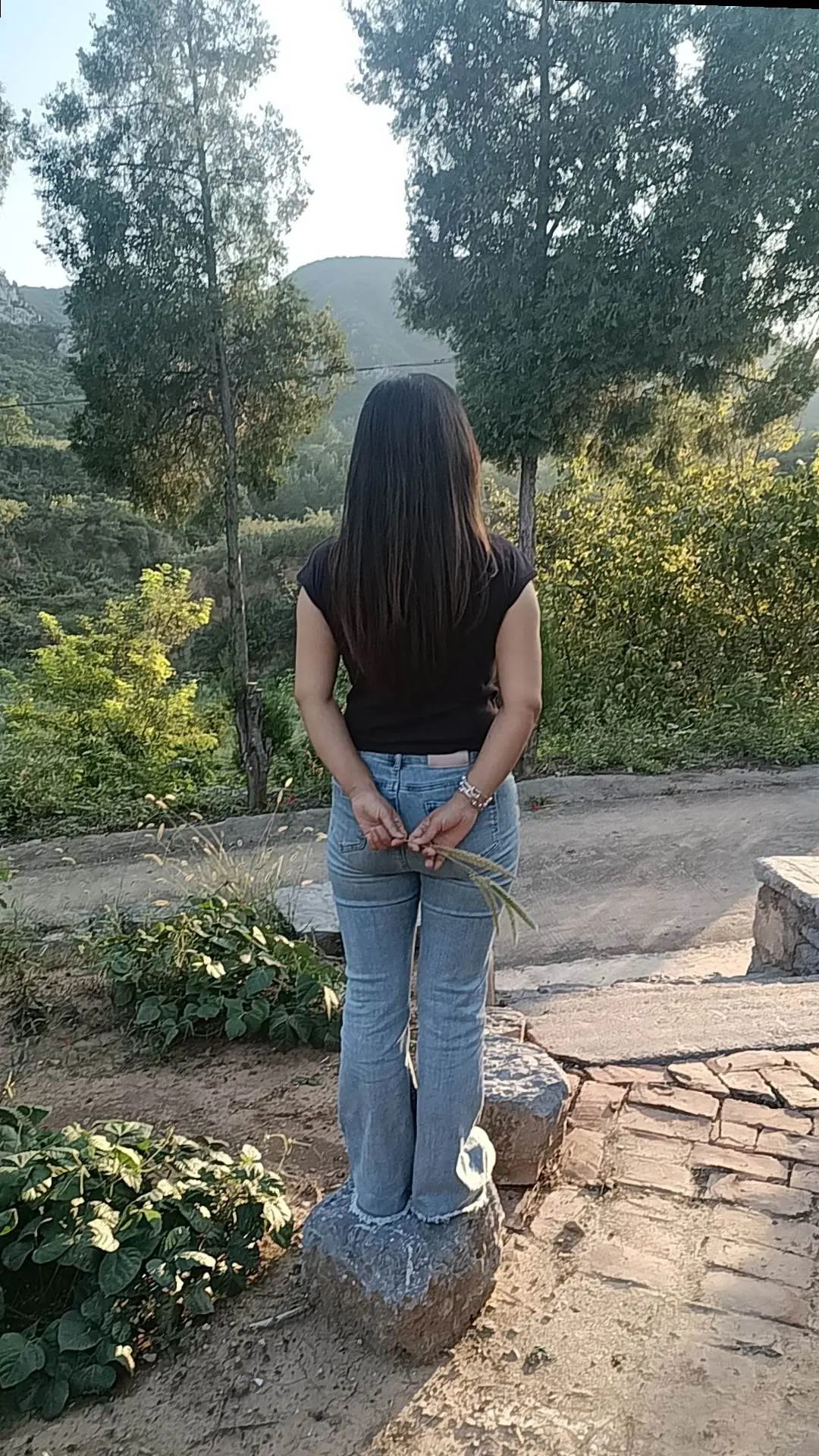 心情，要留给懂你的人，感情，要留给爱你的人；热心，要给领情的人，真心...