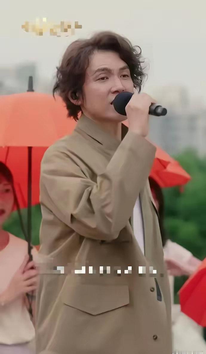 钟汉良终究还是有老人味 