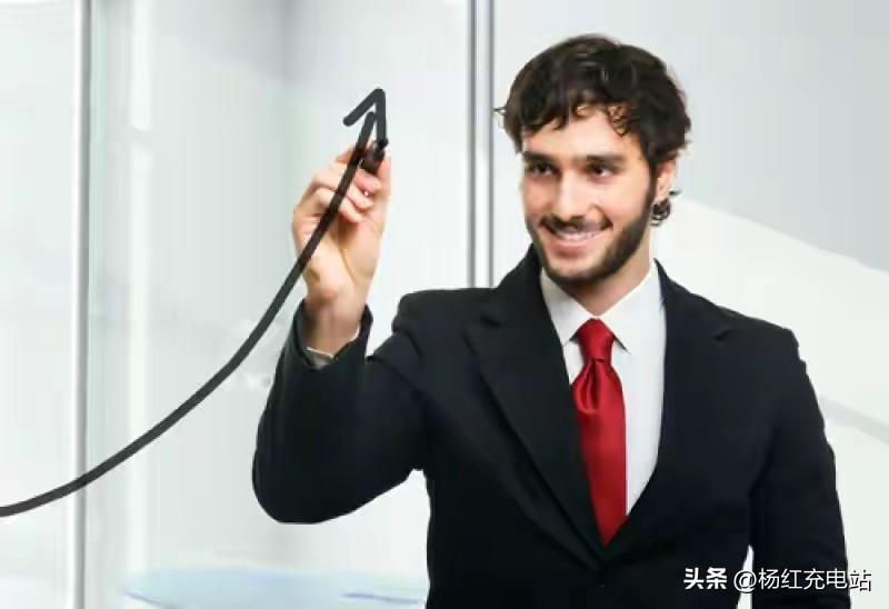 脊背发凉！以色列学者警示：下一个对犹太人举起屠刀的，或是美国
 
3697起、8