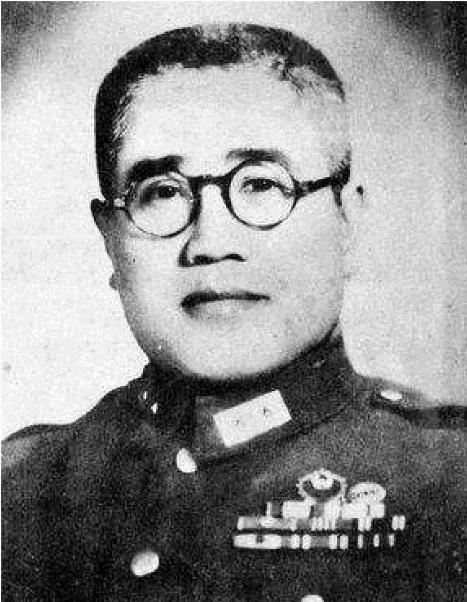 1948年，廖耀湘被俘后，刘亚楼设宴款待，可宴上他傲慢无礼，将酒杯摔在地上，破口