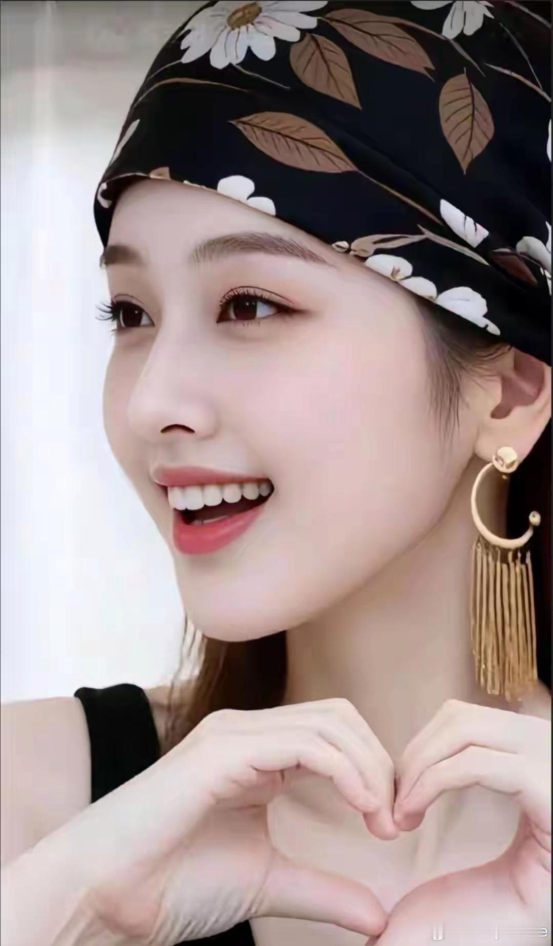 东西方美女颜值对比 你更喜欢哪种长相？ ​​​