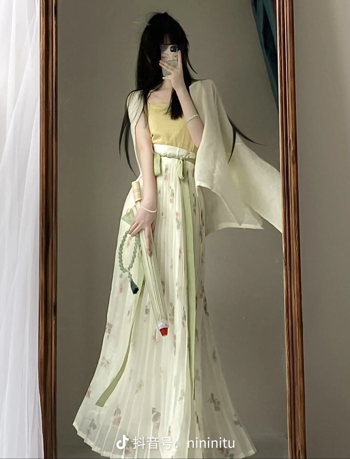 遇事不决可问春风 春风不语即随本心