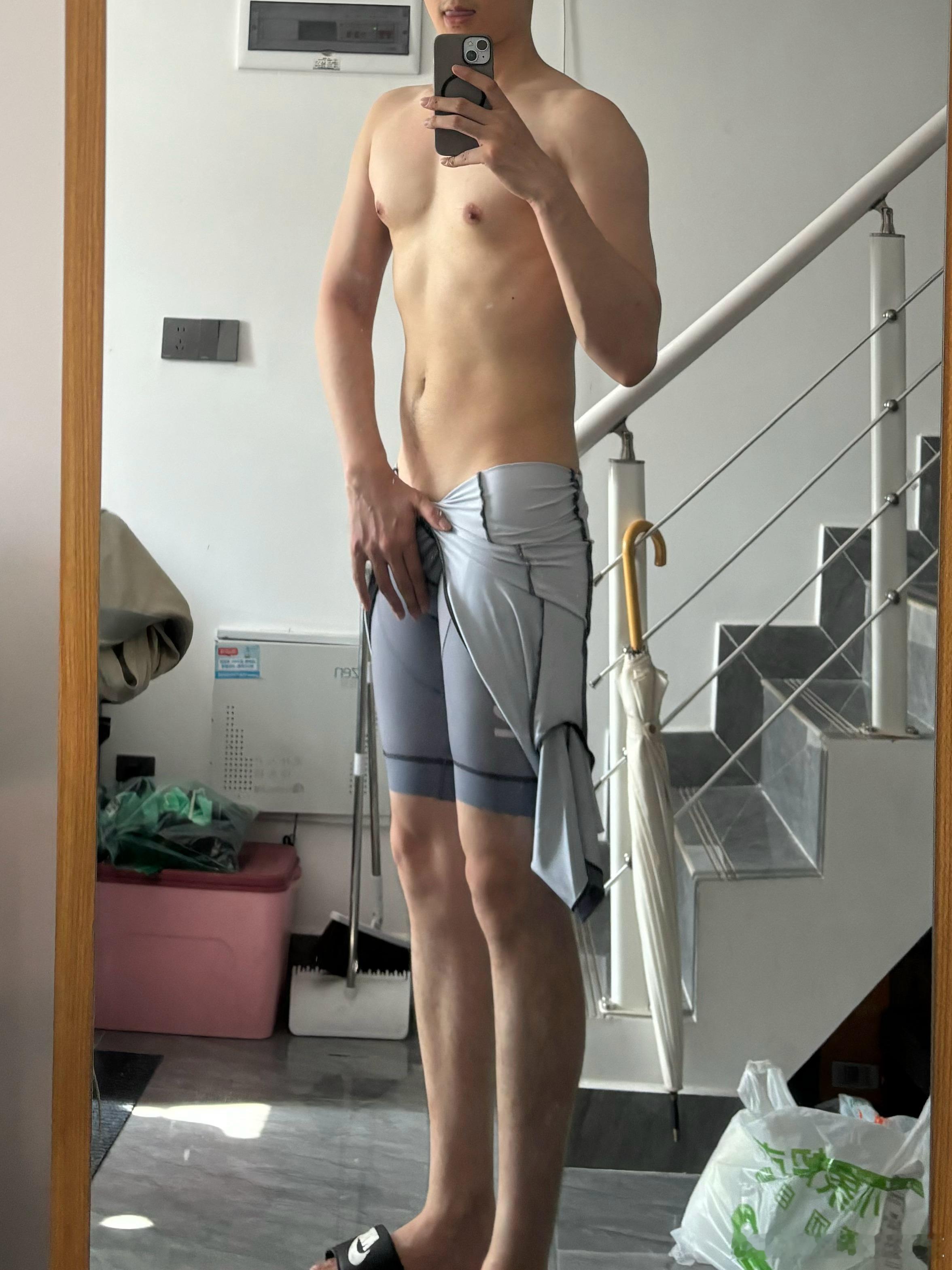 40块钱买的骑行服，真不错真不错