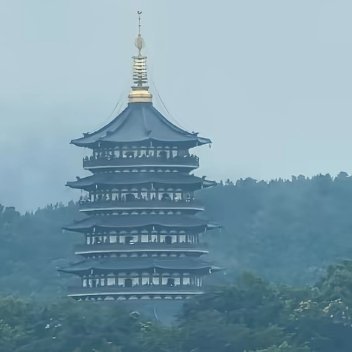 很多人都在追求“立刻有结果”的人生，做一件事希望马上见效，爱一个人希望马上被回应