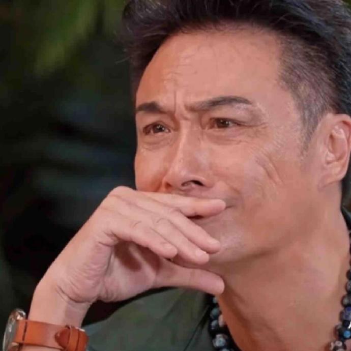 讲真。。。现在才知道还不算太晚：1、金手镯不买空心的，金戒指不选开口的。2、给汽