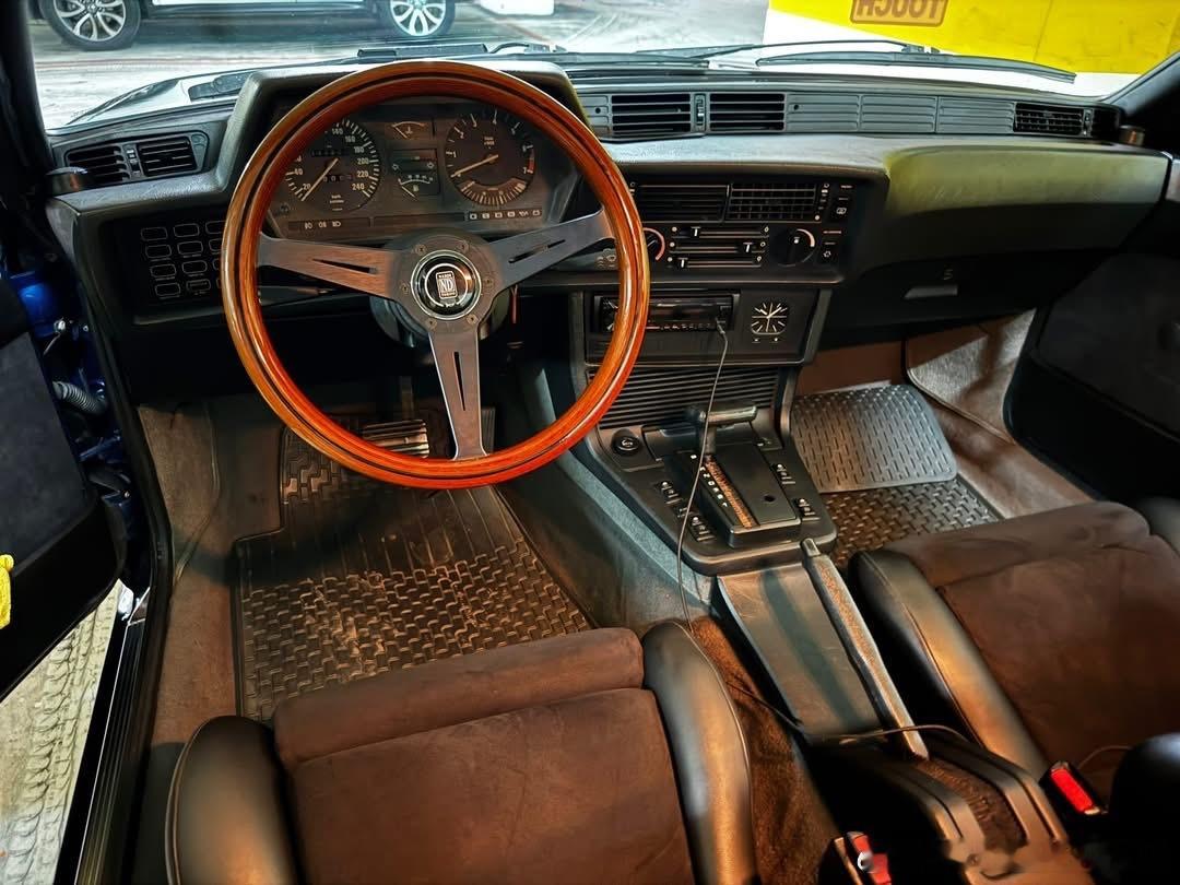 台湾老车BMW E24 628 