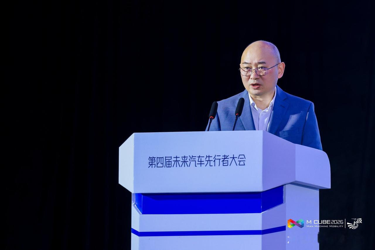 汽车圈别瞎卷了，江淮才是找对路了现在行业里卷来卷去没意思，江淮直接跳出内卷，走了