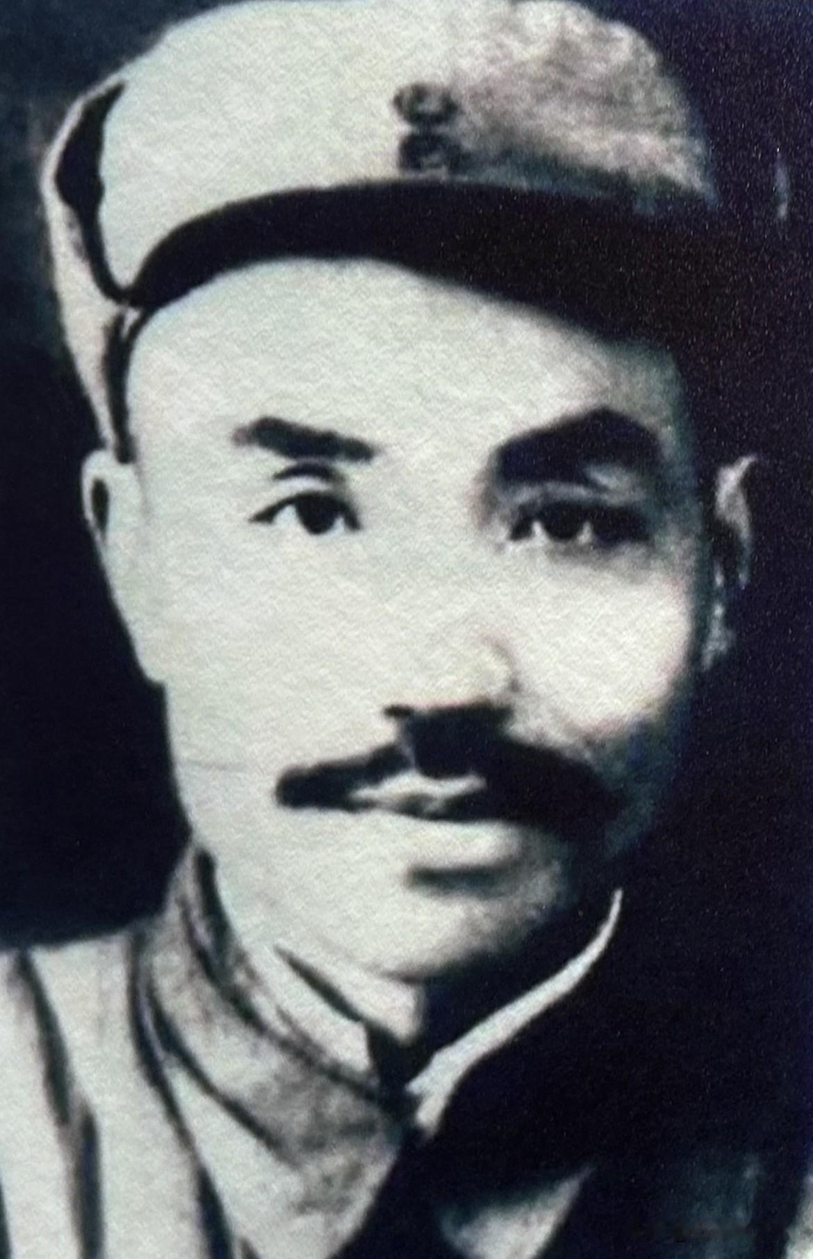 郑位三，1902年生，湖北黄安（今红安）人。红军长征时，郑位三领导鄂豫陕特委和红