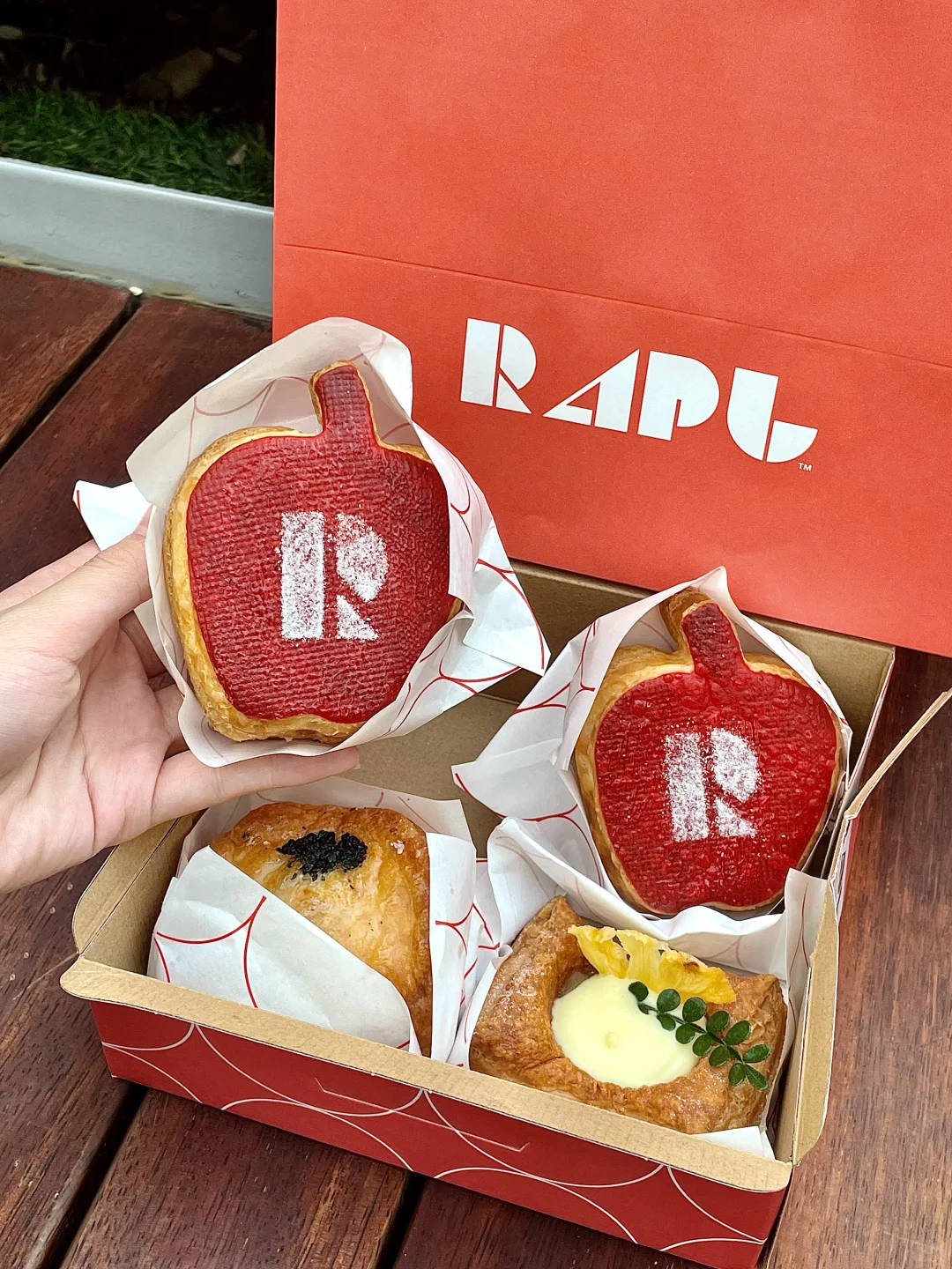 武汉新店！可爱Rapl苹果修颂🍎🥐谁还没吃🤤