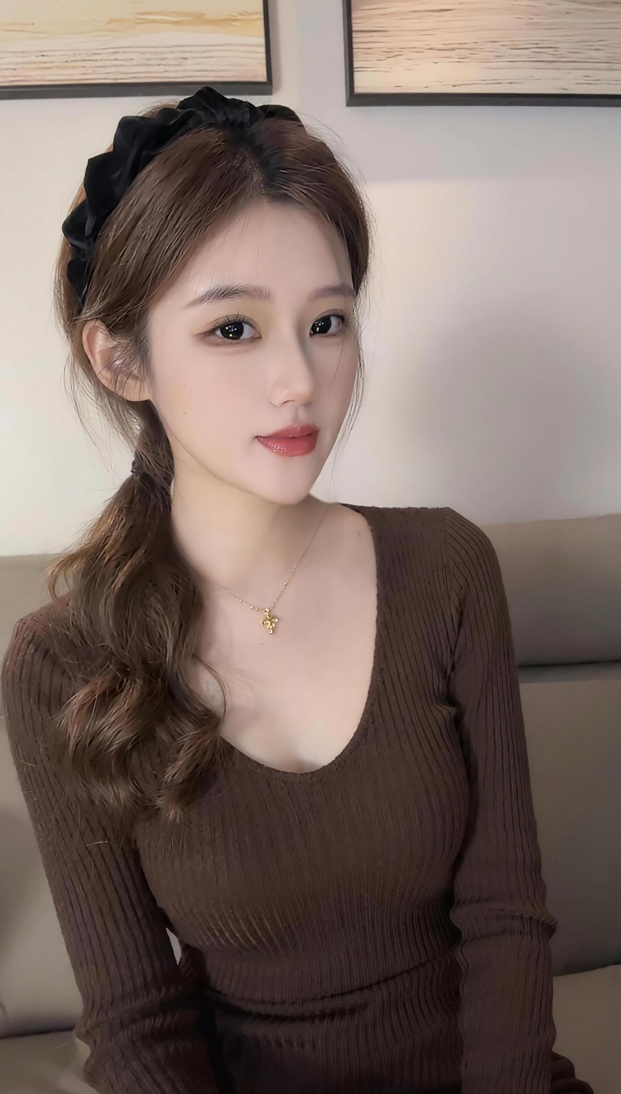 生活就是生动的活着，用最美的心情，穿最美的衣衫，呈现最自信的自己，爱不将就，穿不