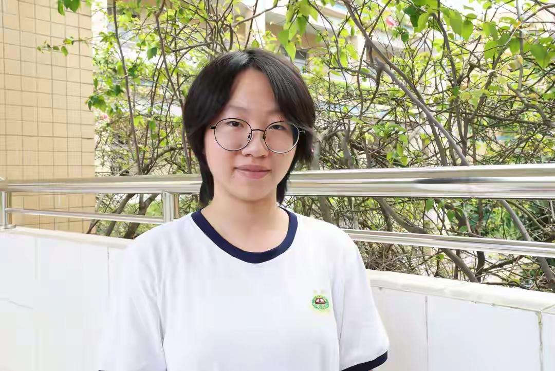 屏蔽生一般是广东省历史或物理类前10名，这个成绩基本上报哪上哪，可以随着填志愿，
