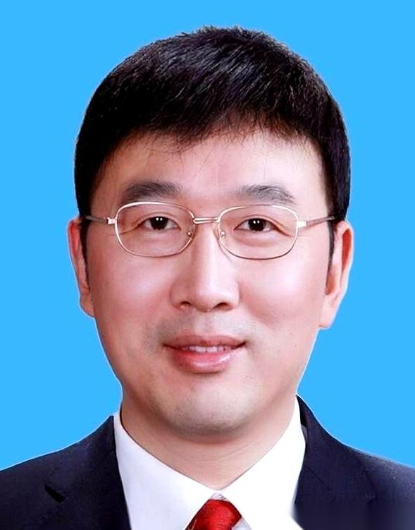 有个人叫罗先刚，四川人。

2004年，他从日本回来，一头扎进西部，说要搞个东西