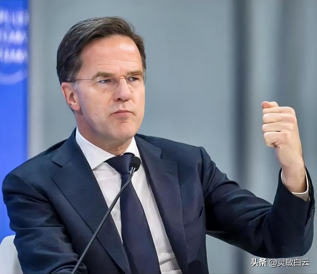 2026年3月2日，北约秘书长马克·吕特突然宣布，北约不参与美以对伊军事行动，此