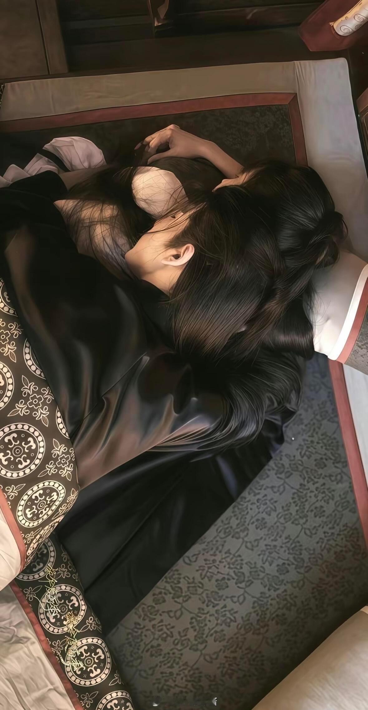 田作之赫 田作之赫 所有人感受、、、这个角度没见过唯有情侣才会这样睡的美妙姿式，