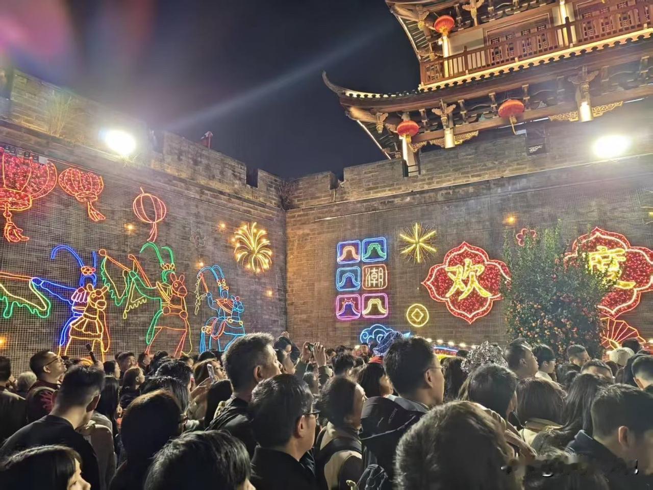 2026新年第一天打卡潮州，下午参观潮州博物馆，感受潮州的红色文化和传统文化，晚