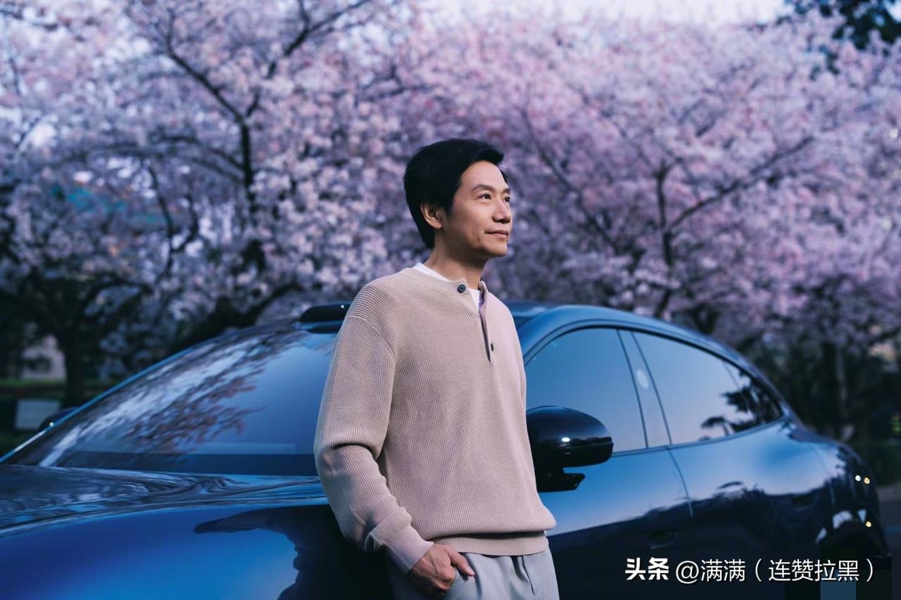为什么小米最近总被骂？这事儿说起来挺有意思。
 
价格一路涨，质量却没跟上，甚至