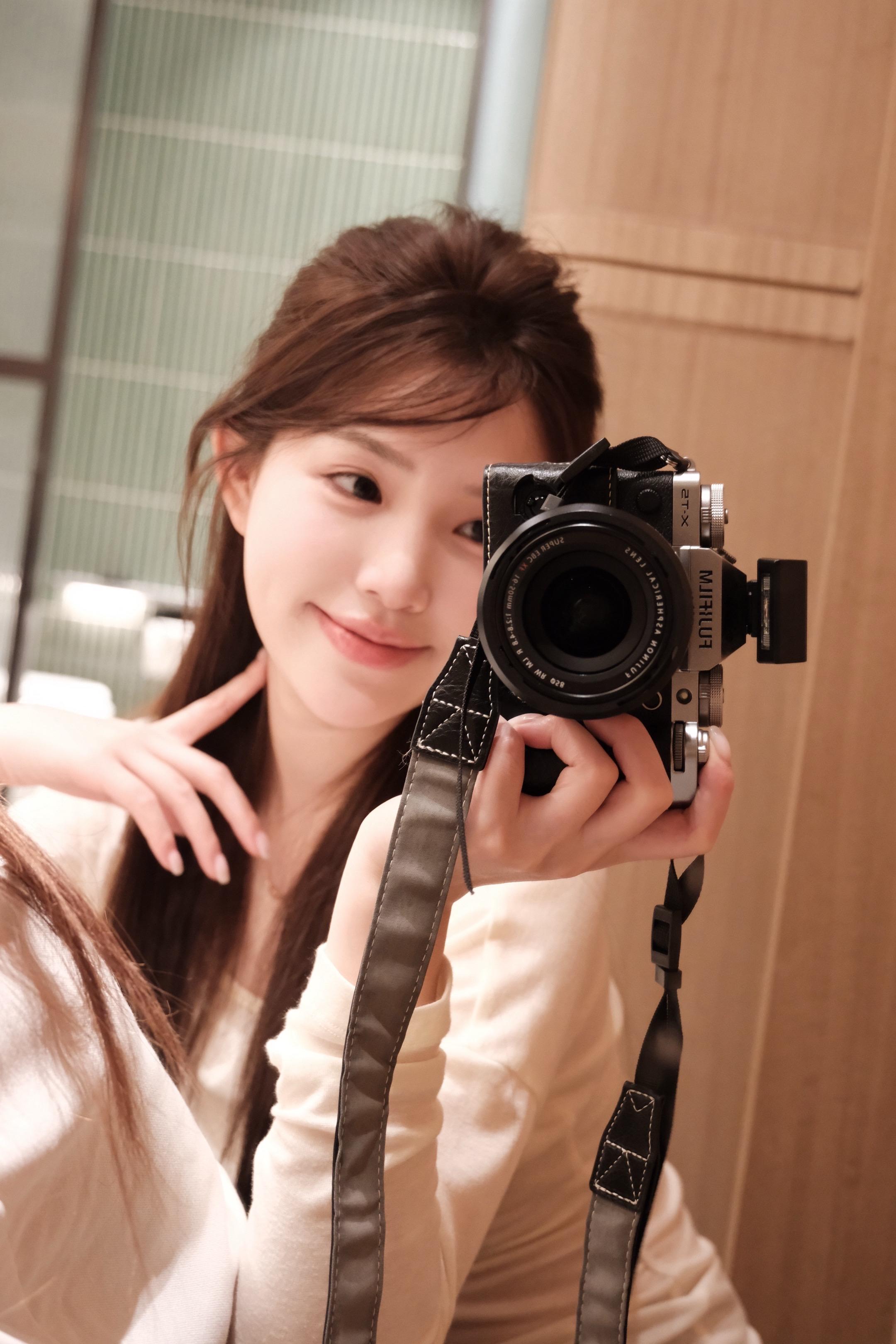 𝓗𝒾 ◡̈分享靓女的香港时光