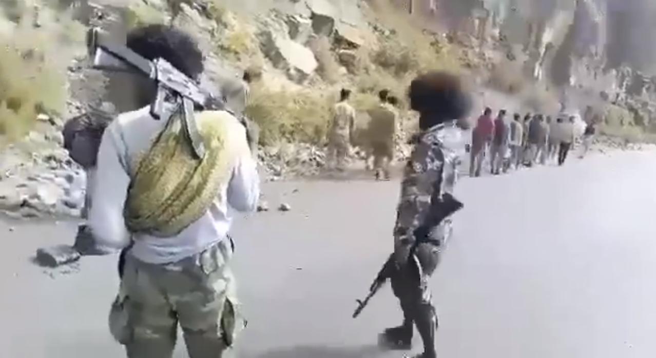 在埃塞俄比亚，盘踞在阿姆哈拉州的法诺叛军在阿姆哈拉州贡德尔省发动大规模袭击。据报