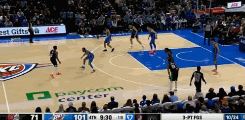 杨瀚森今天替补出战17分钟36秒，11投3中拿到8分4篮板3助攻1封盖，没有出现