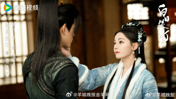 #迪丽热巴白日提灯稳居待播剧第一商K##刘昊然 郭麒麟##地坛公园不再允许用明星