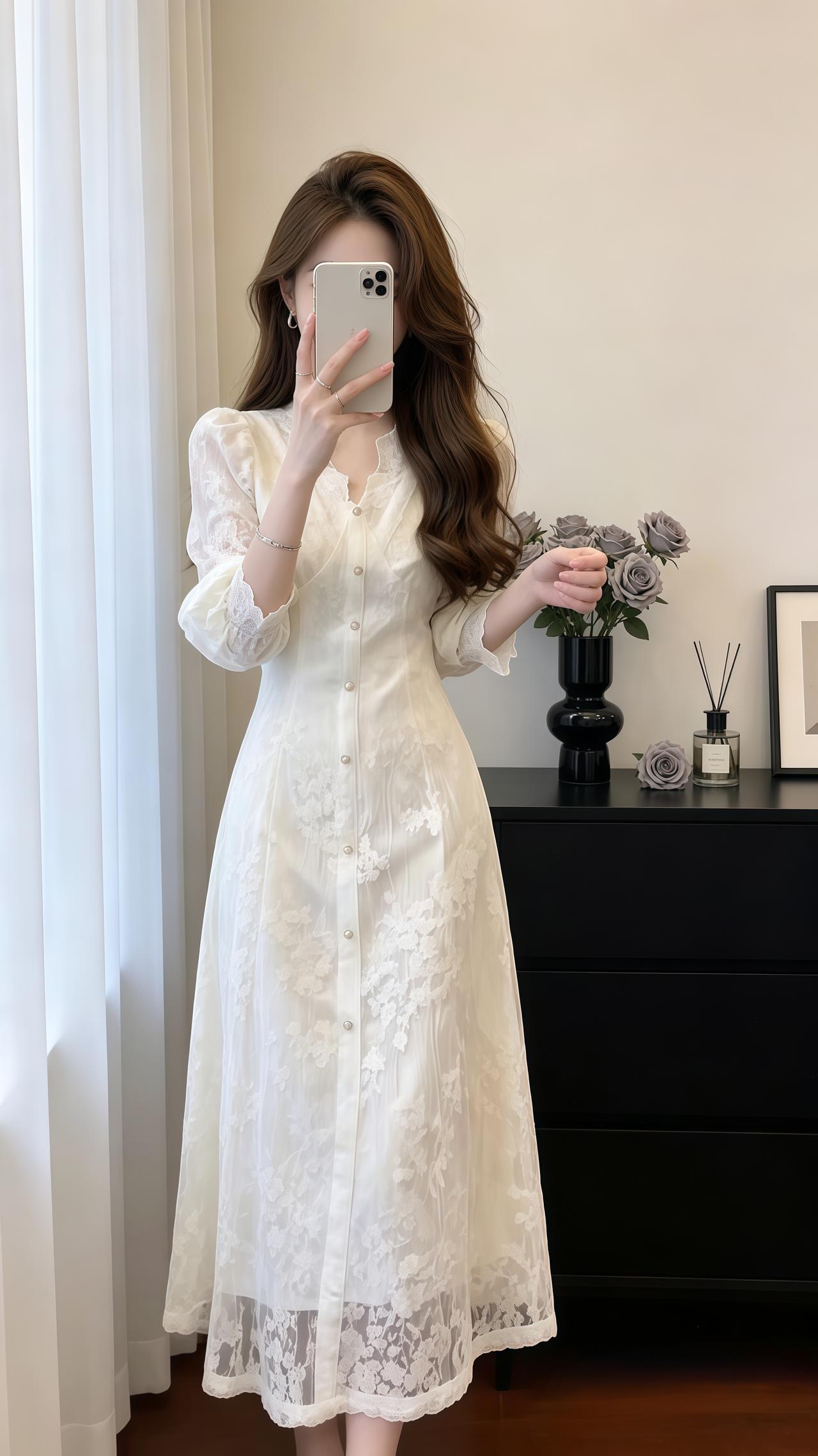 法式时尚轻奢蕾丝连衣裙 法式蕾丝裙 穿搭气质穿搭高级感穿搭