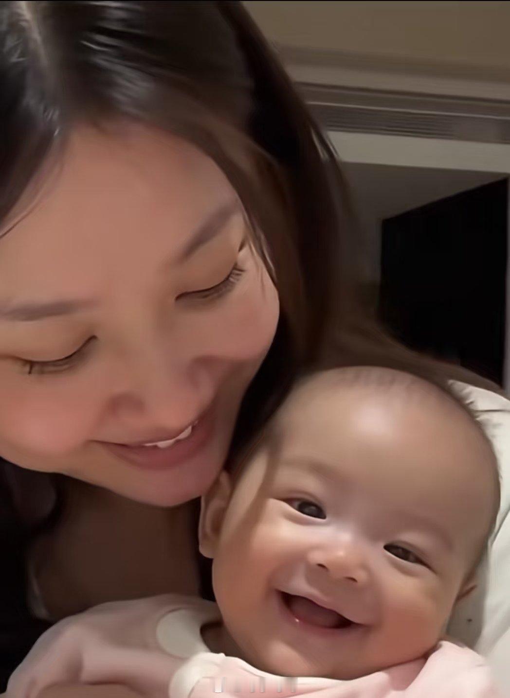 有没有一瞬间很心疼一个孩子？那个宁波小洛熙，生前脸上的笑容和去世之后脸上的泪痕，