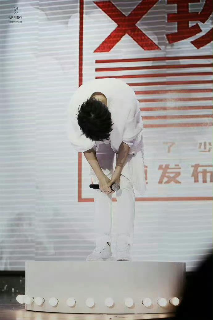 一直书写传奇
了不起的肖战