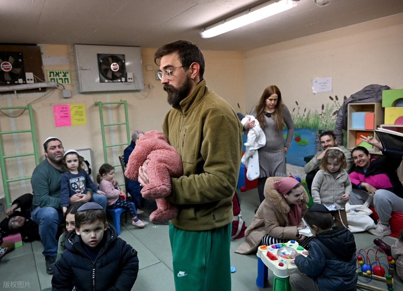 伊朗取得重大战果！
央视记者证实，以色列的导弹预警时间从之前的5分钟，直接压缩到