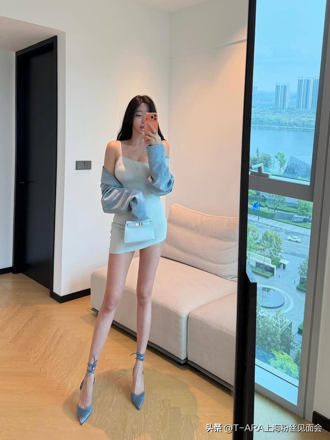 清爽蓝调，都市少女风OOTD 自拍 极品美女穿搭